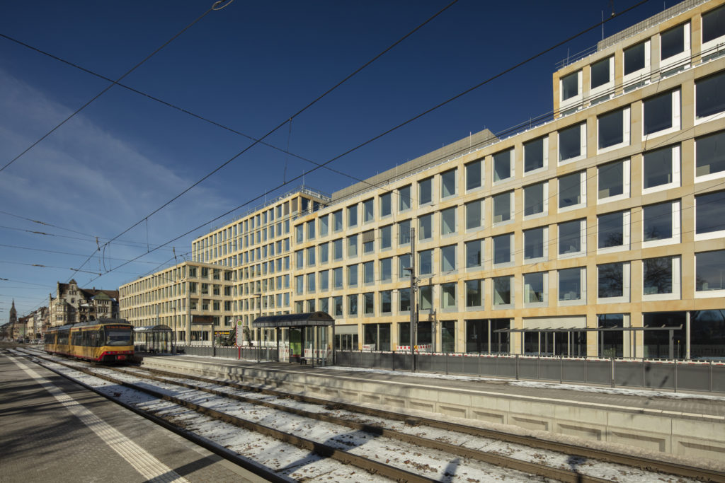 Spannende Durlacher Allee Karlsruhe Fotosnull