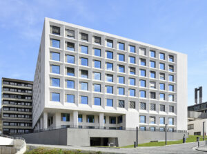 VHF Fassade aus Creme Royal